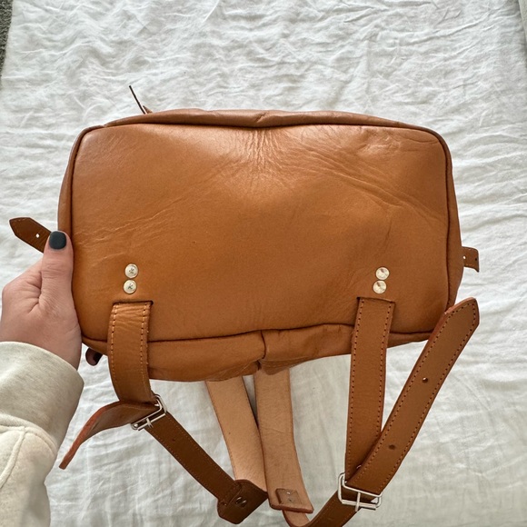 Leather hiking adventure backpack large size - Picture 10 of 16